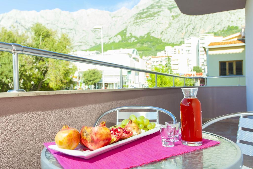 Apartments Villa Jukic Makarska Exterior photo