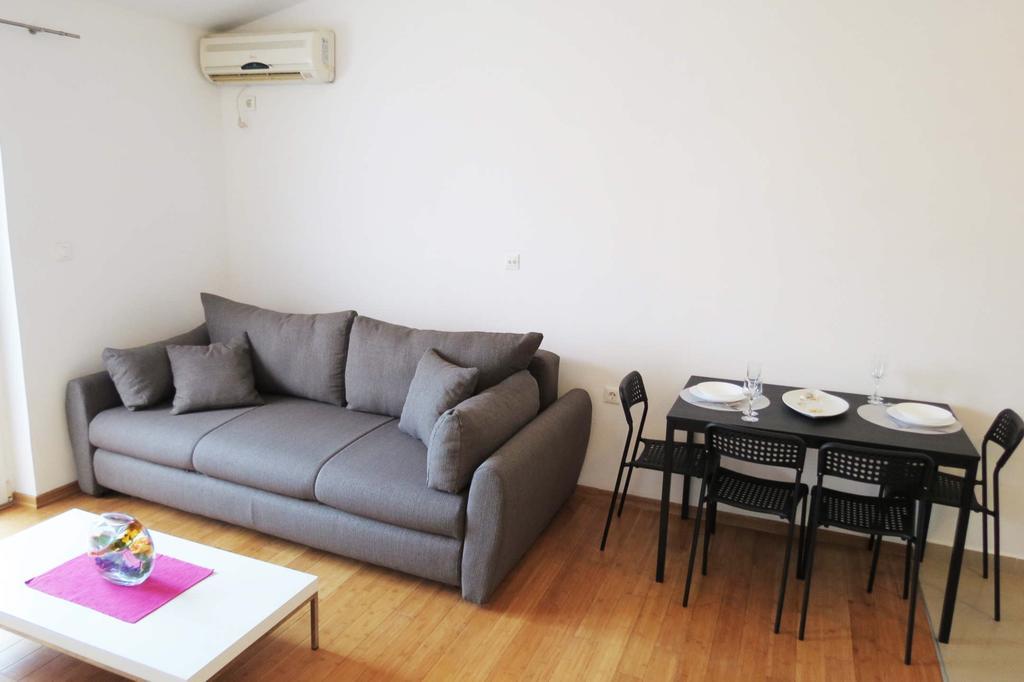Apartments Villa Jukic Makarska Exterior photo